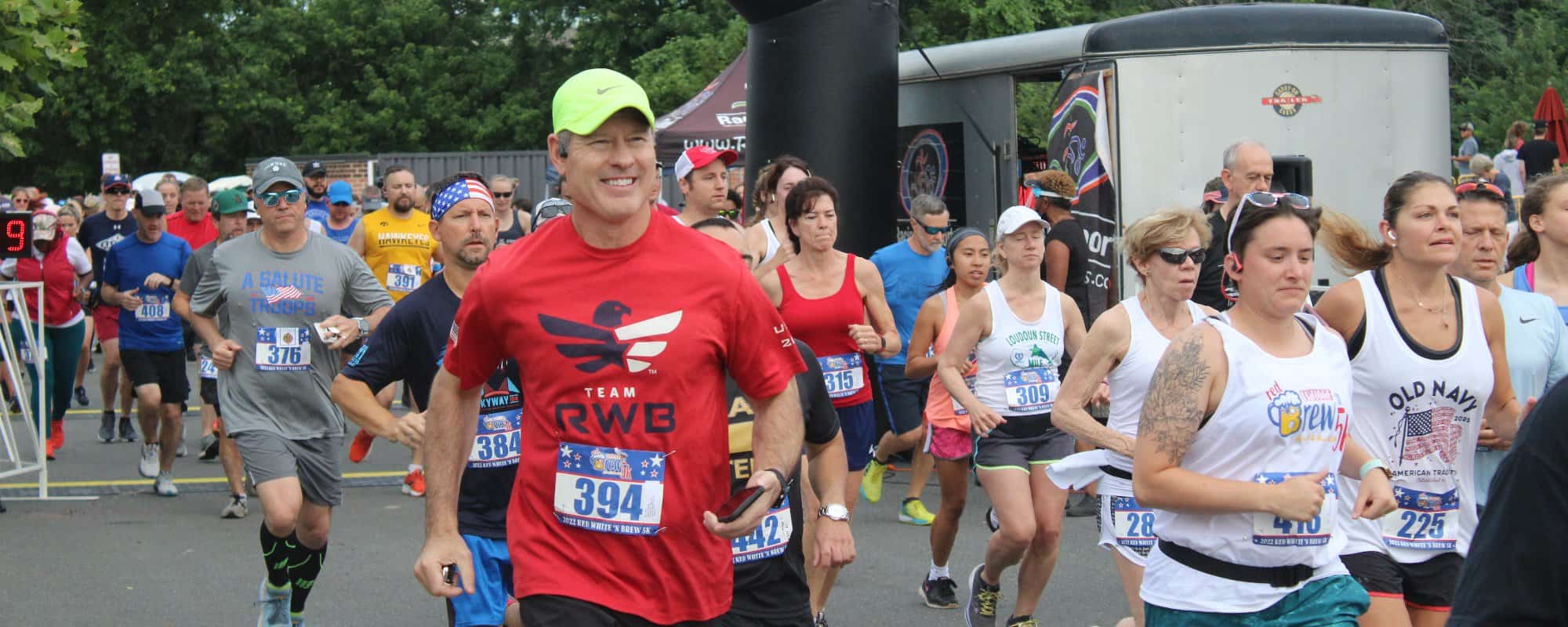 House 6 Brewing Company Red White 'n Brew 5k